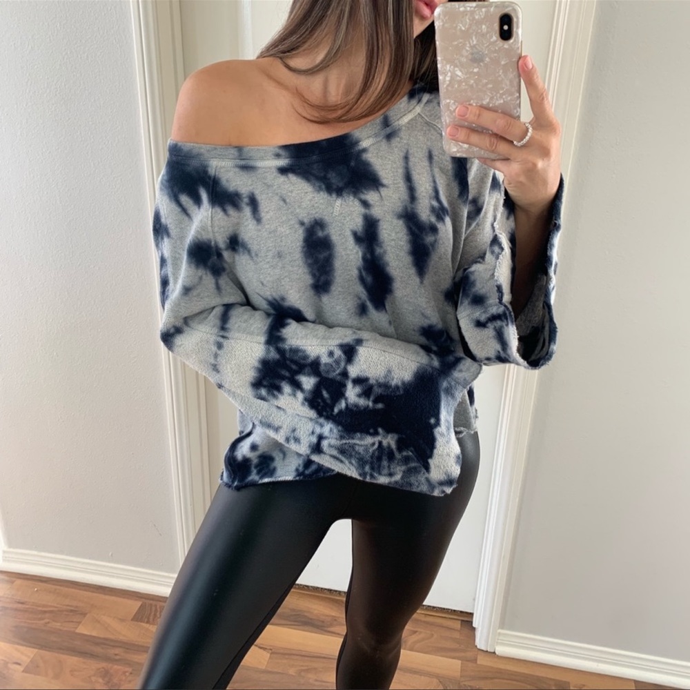 🆕 Night Haze Tye Die Sweatshirt